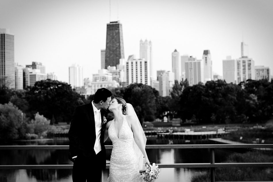 Lincoln Park Zoo Chicago Wedding Photographer